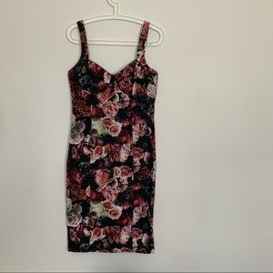 Red roses  sleeveless dress.